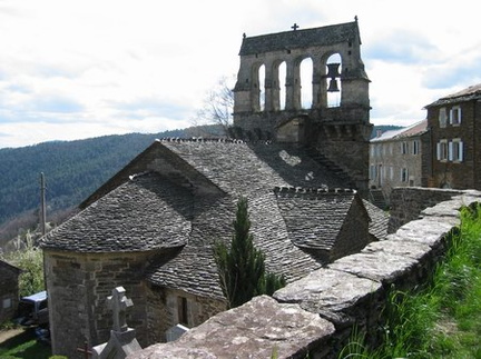 L'église de St Jean de Pourcharesse